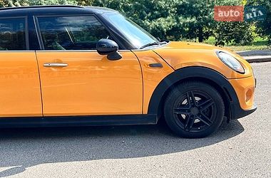 Хэтчбек MINI Cooper 2015 в Киеве