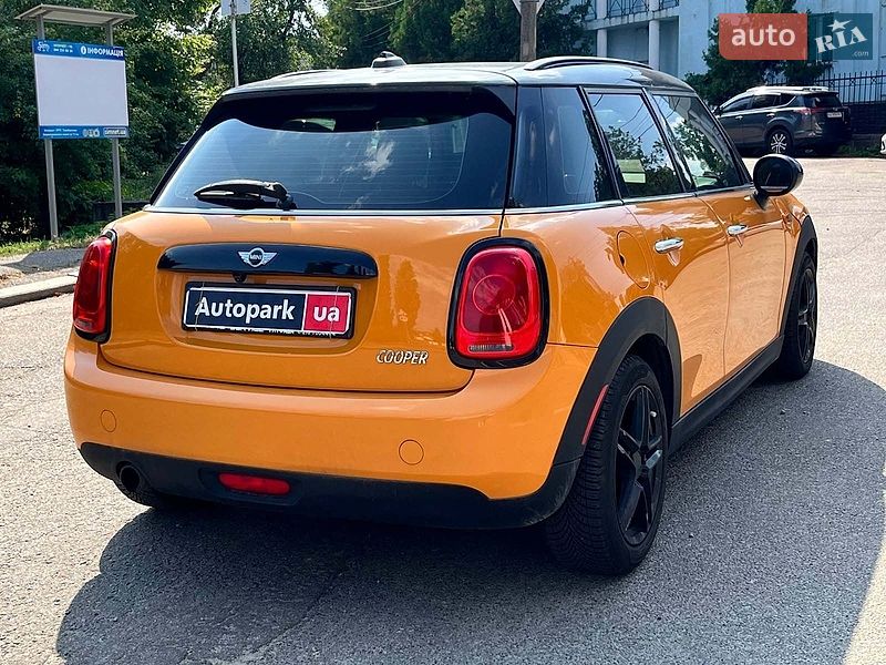 Хэтчбек MINI Cooper 2015 в Киеве