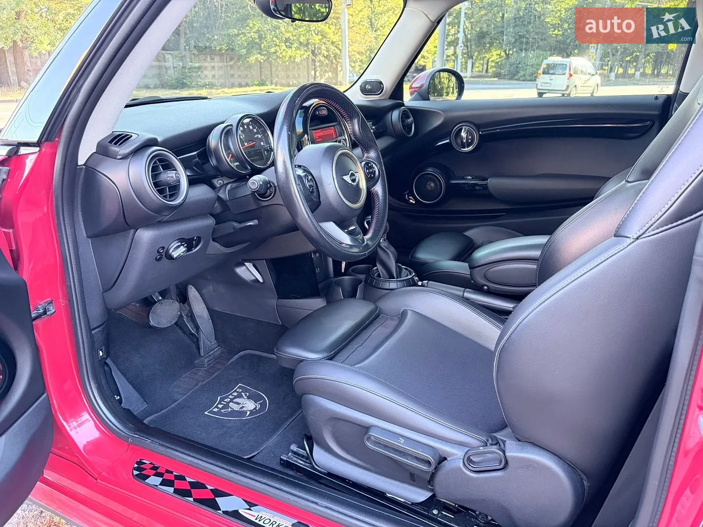 2015 MINI Cooper - мініатюра 12