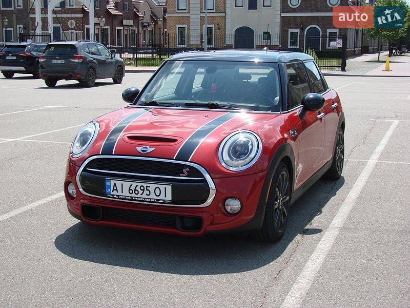 Хетчбек MINI Cooper 2015 в Києві