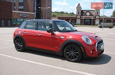 Хетчбек MINI Cooper 2015 в Києві