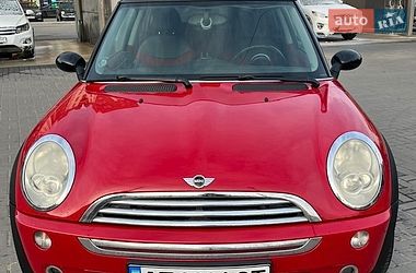Хетчбек MINI Cooper 2004 в Івано-Франківську