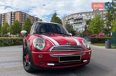 Хетчбек MINI Cooper 2004 в Дніпрі