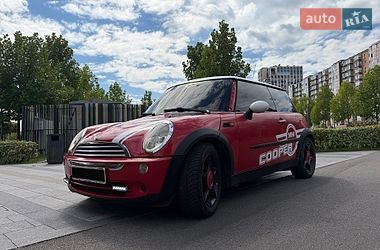 Хетчбек MINI Cooper 2004 в Дніпрі
