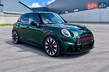 Хэтчбек MINI Cooper 2016 в Киеве