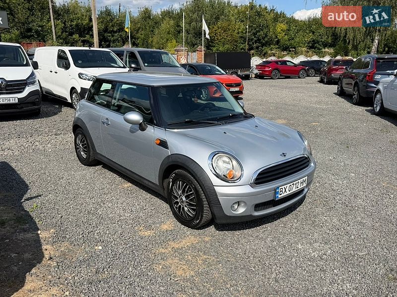 Хэтчбек MINI Cooper 2008 в Хмельницком