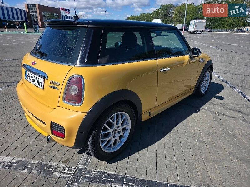 Хэтчбек MINI Cooper 2007 в Одессе