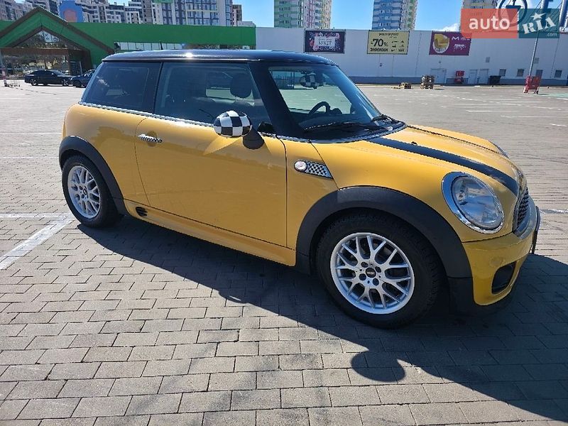 Хэтчбек MINI Cooper 2007 в Одессе