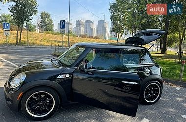 Хетчбек MINI Cooper 2010 в Києві