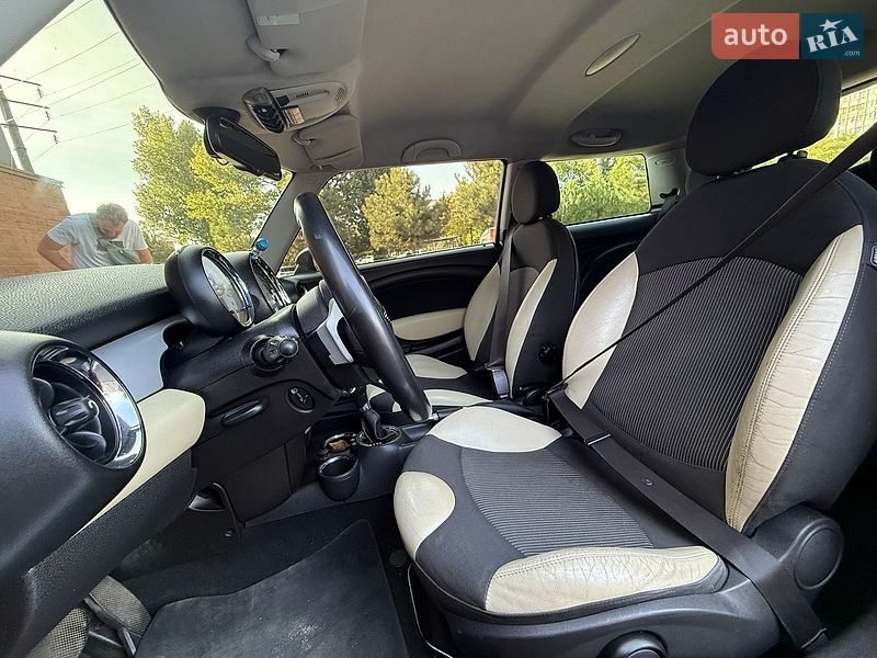 Хэтчбек MINI Cooper 2007 в Одессе