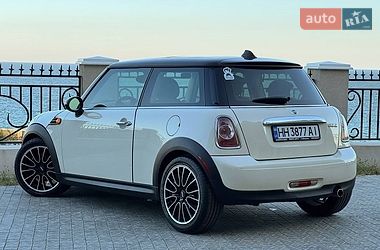 Хетчбек MINI Cooper 2011 в Одесі