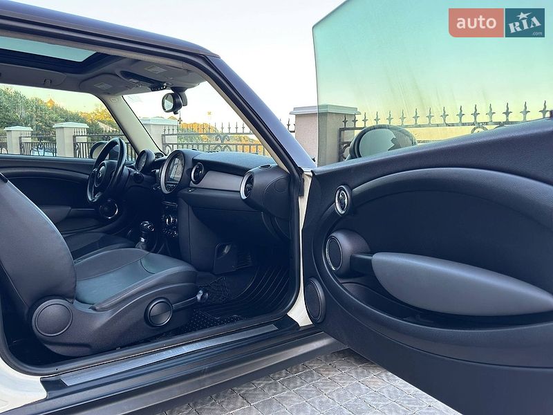Хетчбек MINI Cooper 2011 в Одесі