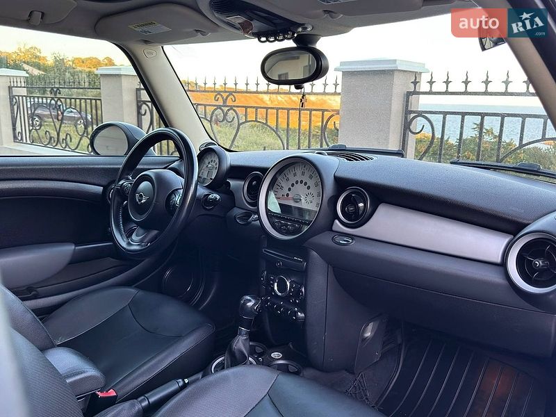 Хетчбек MINI Cooper 2011 в Одесі
