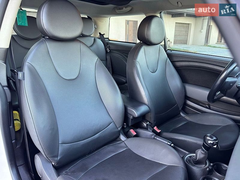 Хетчбек MINI Cooper 2011 в Одесі