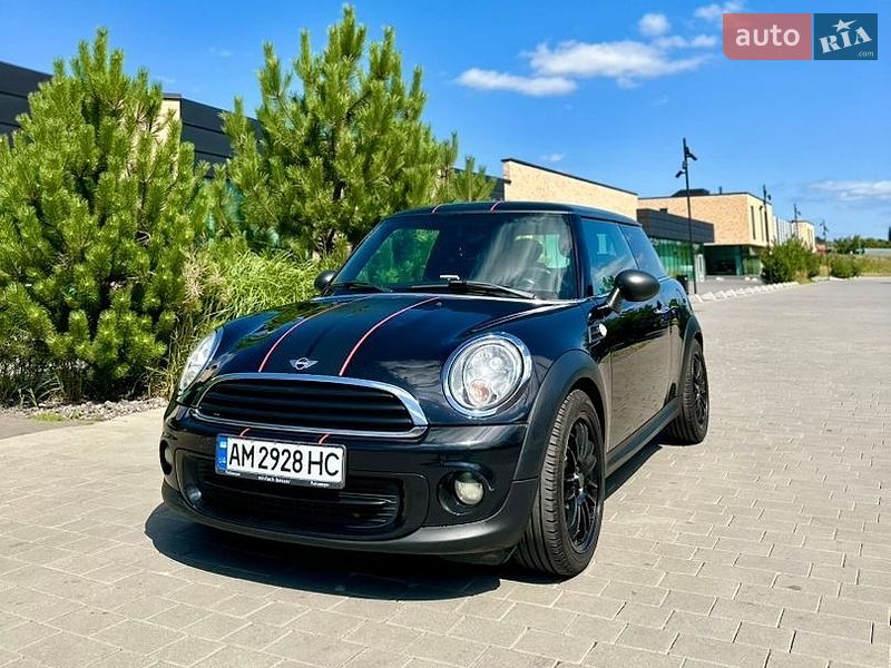 Хэтчбек MINI Cooper 2012 в Хмельницком Хэтчбек MINI Cooper 2012 в Хмельницком
