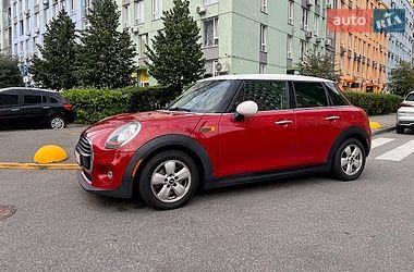 Хэтчбек MINI Cooper 2017 в Киеве