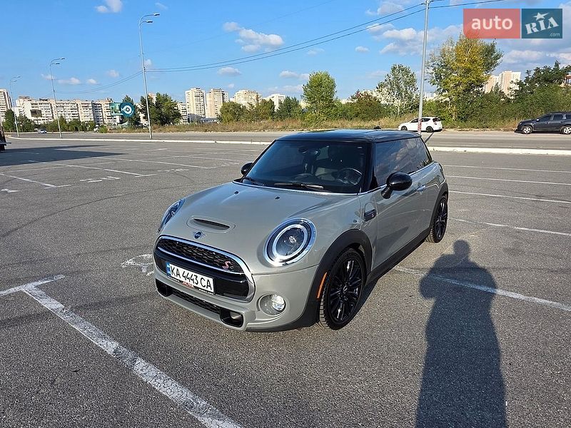 Хетчбек MINI Cooper 2018 в Києві