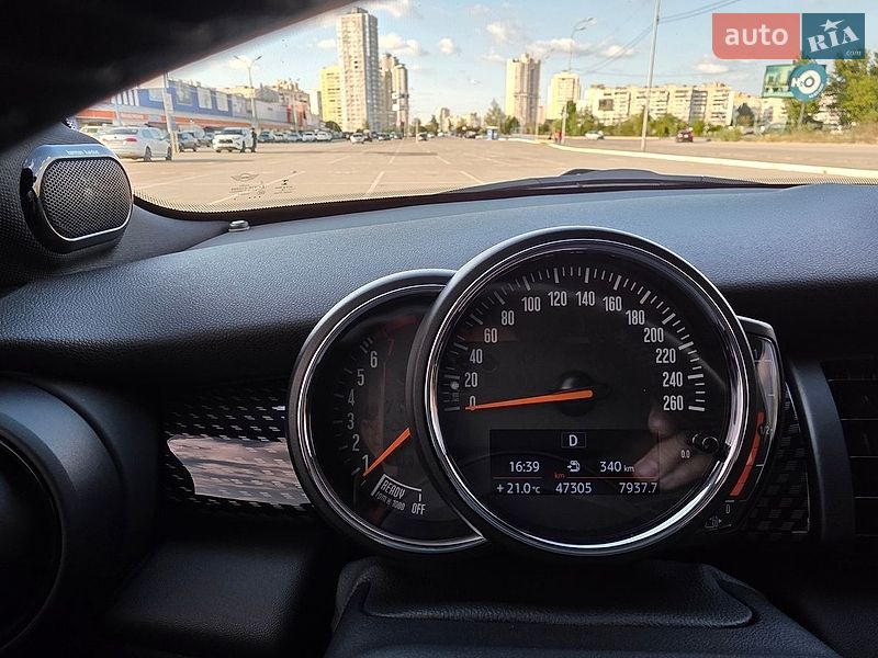 Хетчбек MINI Cooper 2018 в Києві