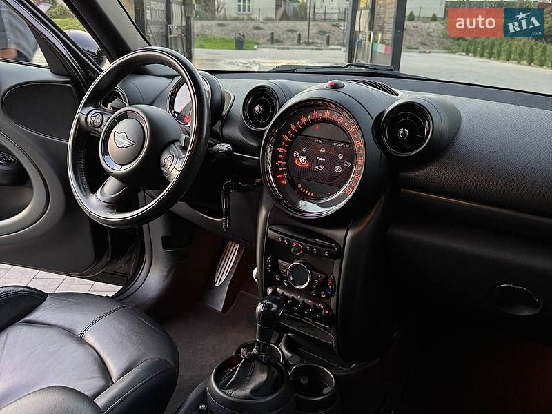 Хетчбек MINI Cooper 2015 в Городку
