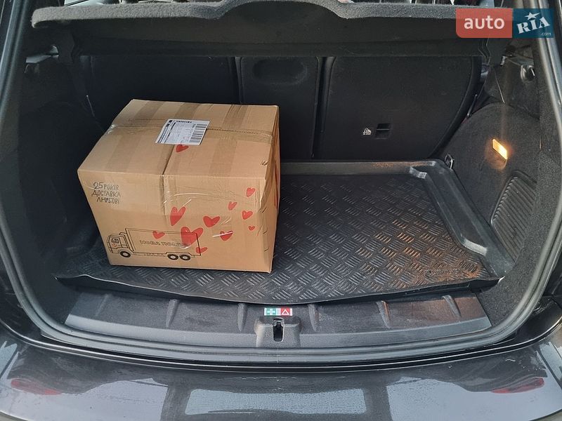 Хетчбек MINI Cooper 2015 в Городку