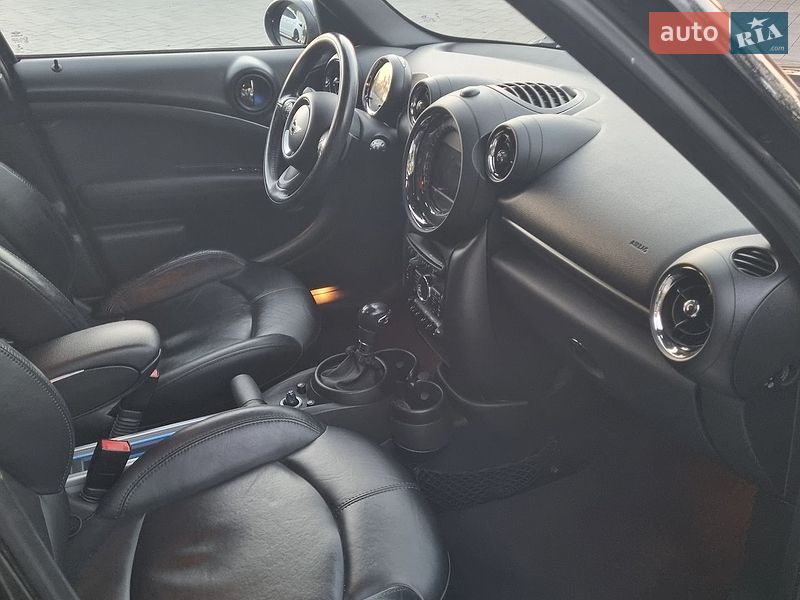 Хетчбек MINI Cooper 2015 в Городку