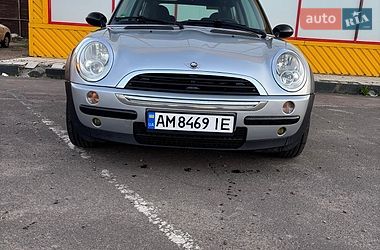 Хетчбек MINI Cooper 2006 в Житомирі