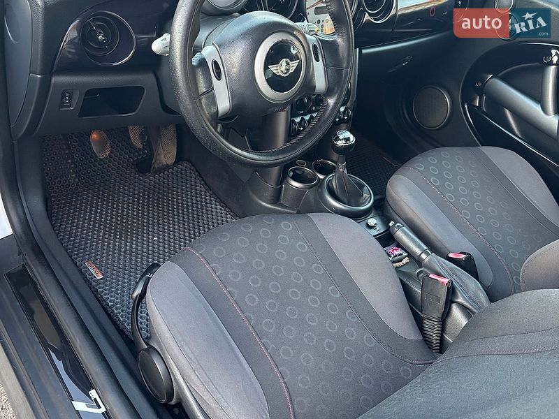 Хетчбек MINI Cooper 2006 в Житомирі