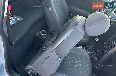 Хетчбек MINI Cooper 2006 в Житомирі