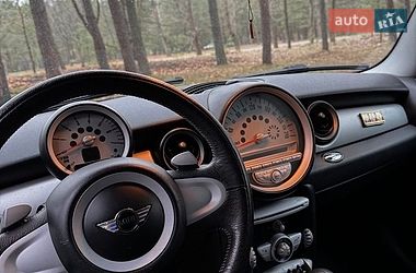 Хэтчбек MINI Cooper 2008 в Кропивницком фото 10 Хэтчбек MINI Cooper 2008 в Кропивницком