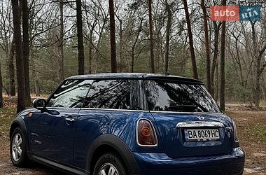 Хэтчбек MINI Cooper 2008 в Кропивницком фото 3 Хэтчбек MINI Cooper 2008 в Кропивницком