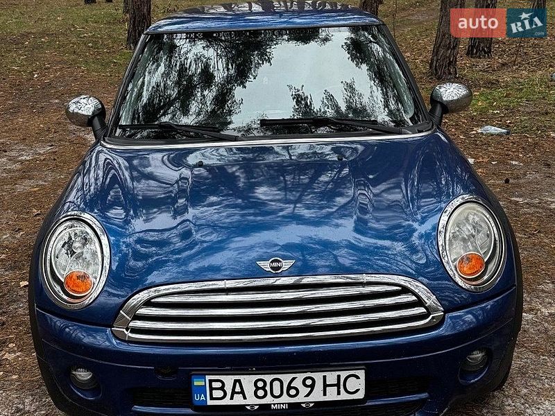 Хэтчбек MINI Cooper 2008 в Кропивницком фото 6 Хэтчбек MINI Cooper 2008 в Кропивницком