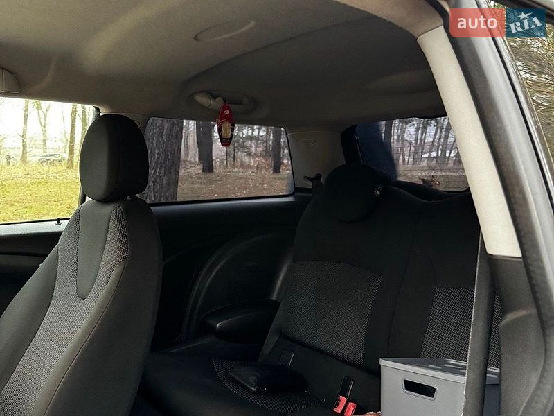Хэтчбек MINI Cooper 2008 в Кропивницком фото 13 Хэтчбек MINI Cooper 2008 в Кропивницком