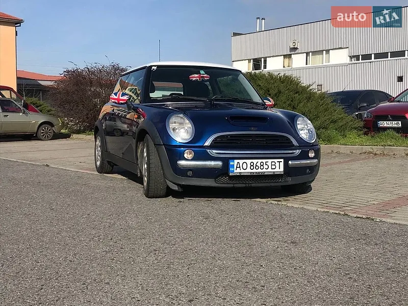 MINI Cooper 2003