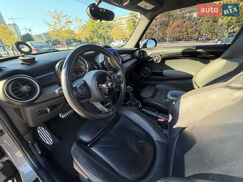 Хэтчбек MINI Cooper 2014 в Киеве