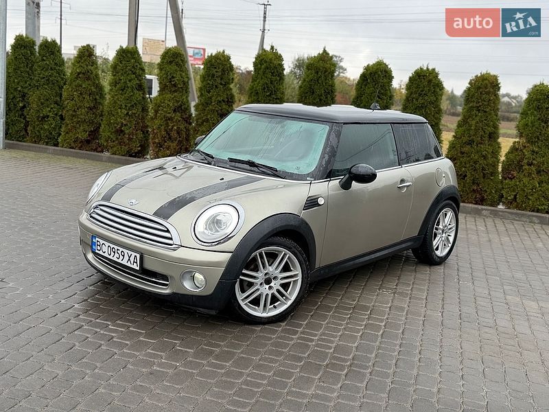 Хэтчбек MINI Cooper 2007 в Львове