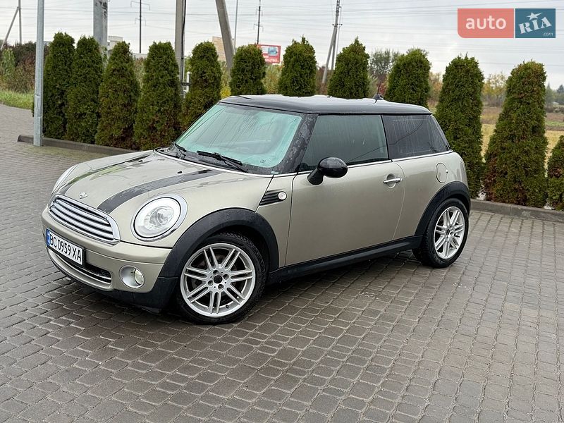 Хэтчбек MINI Cooper 2007 в Львове
