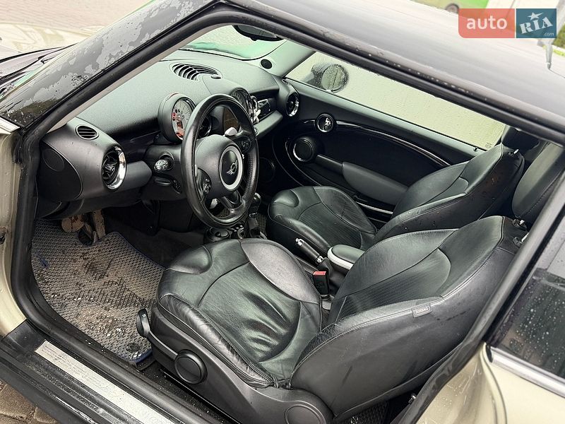Хэтчбек MINI Cooper 2007 в Львове