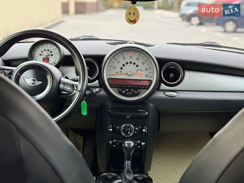 Хэтчбек MINI Cooper 2012 в Хмельницком