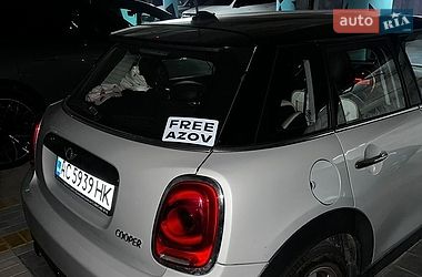 Хэтчбек MINI Cooper 2016 в Львове