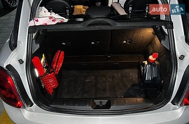 Хэтчбек MINI Cooper 2016 в Львове