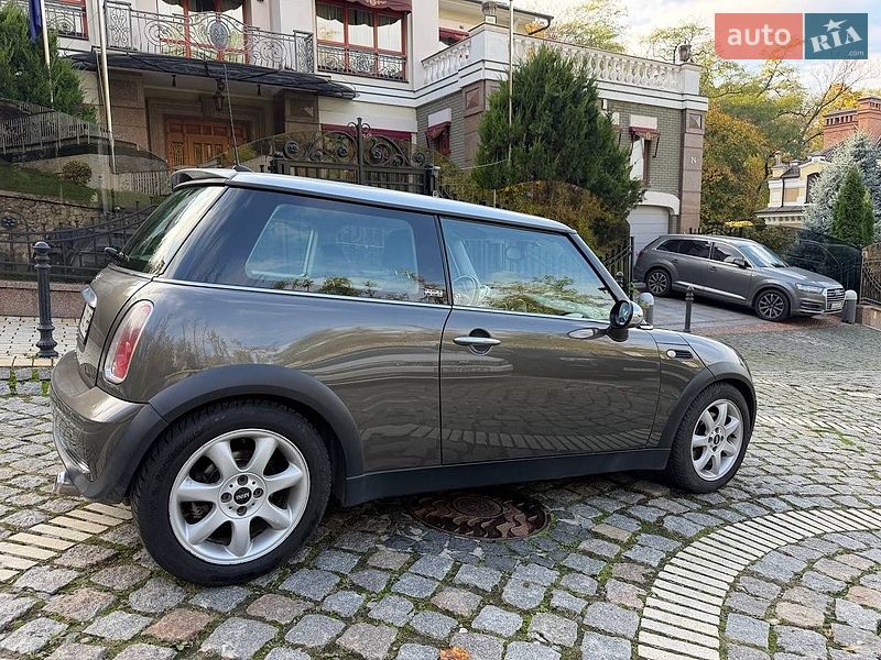Хетчбек MINI Cooper 2006 в Києві фото 5 Хетчбек MINI Cooper 2006 в Києві