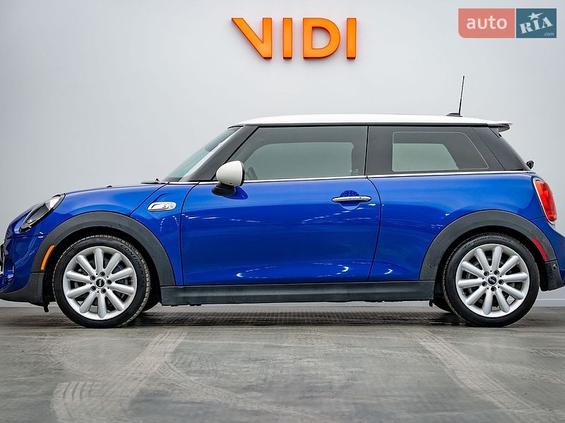 Хэтчбек MINI Cooper 2019 в Киеве