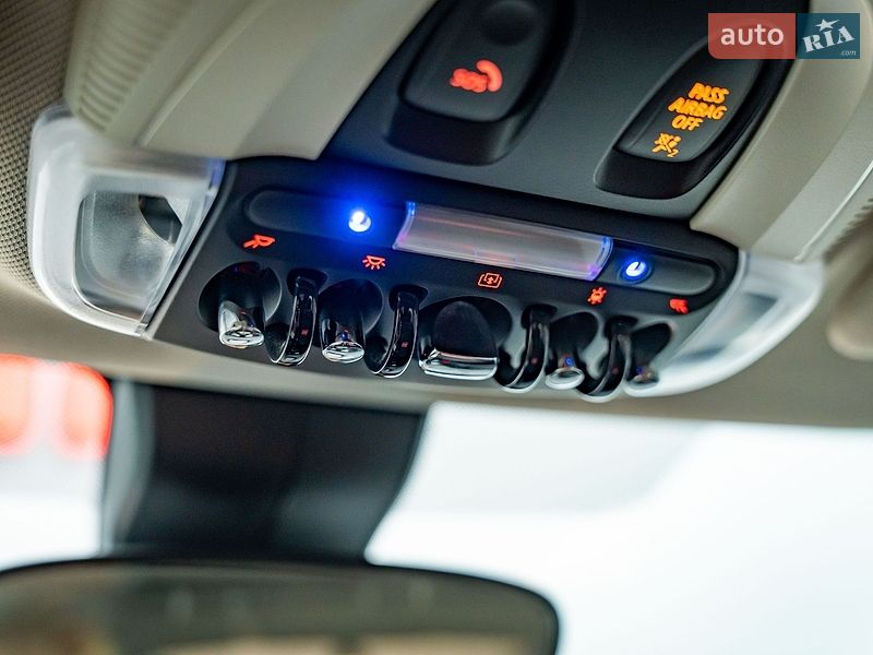 Хэтчбек MINI Cooper 2019 в Киеве