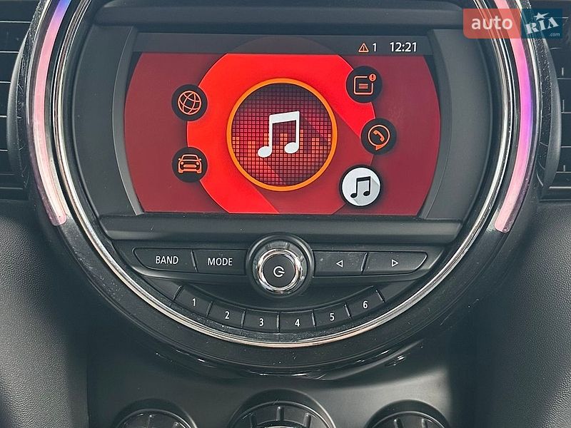Хетчбек MINI Cooper 2018 в Дніпрі