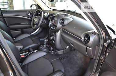 Внедорожник / Кроссовер MINI Countryman 2015 в Киеве