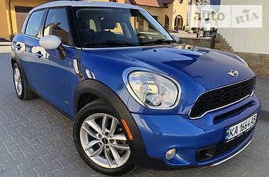 Позашляховик / Кросовер MINI Countryman 2013 в 