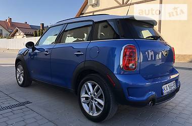 Позашляховик / Кросовер MINI Countryman 2013 в 