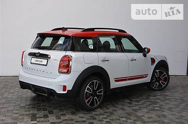 Внедорожник / Кроссовер MINI Countryman 2019 в Киеве