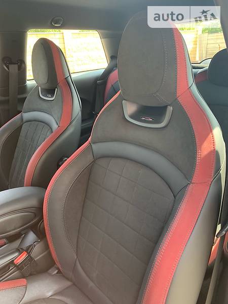 Хетчбек MINI Countryman 2016 в Запоріжжі