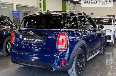 Внедорожник / Кроссовер MINI Countryman 2017 в Одессе